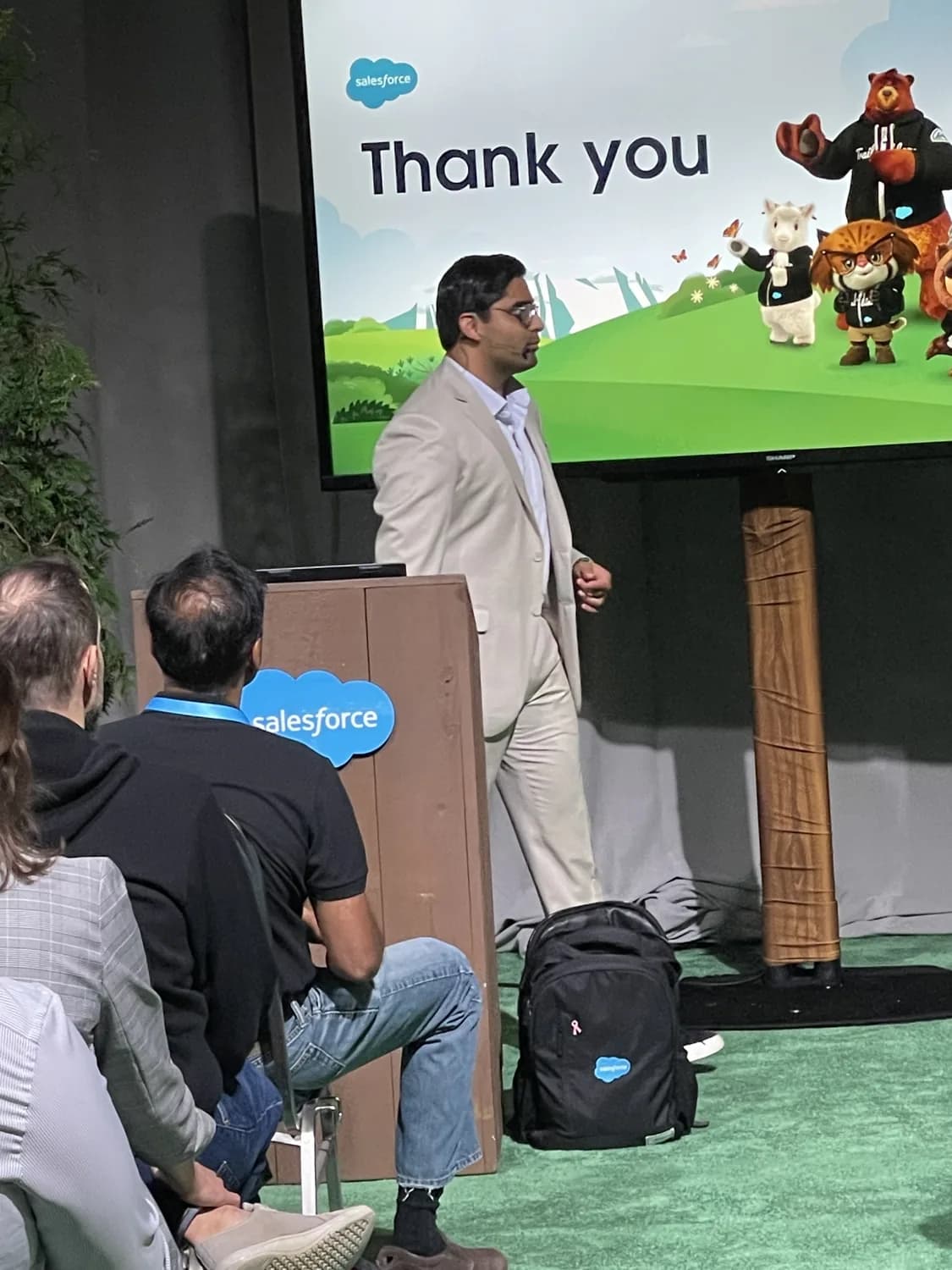 Closing a session on the Salesforce stage